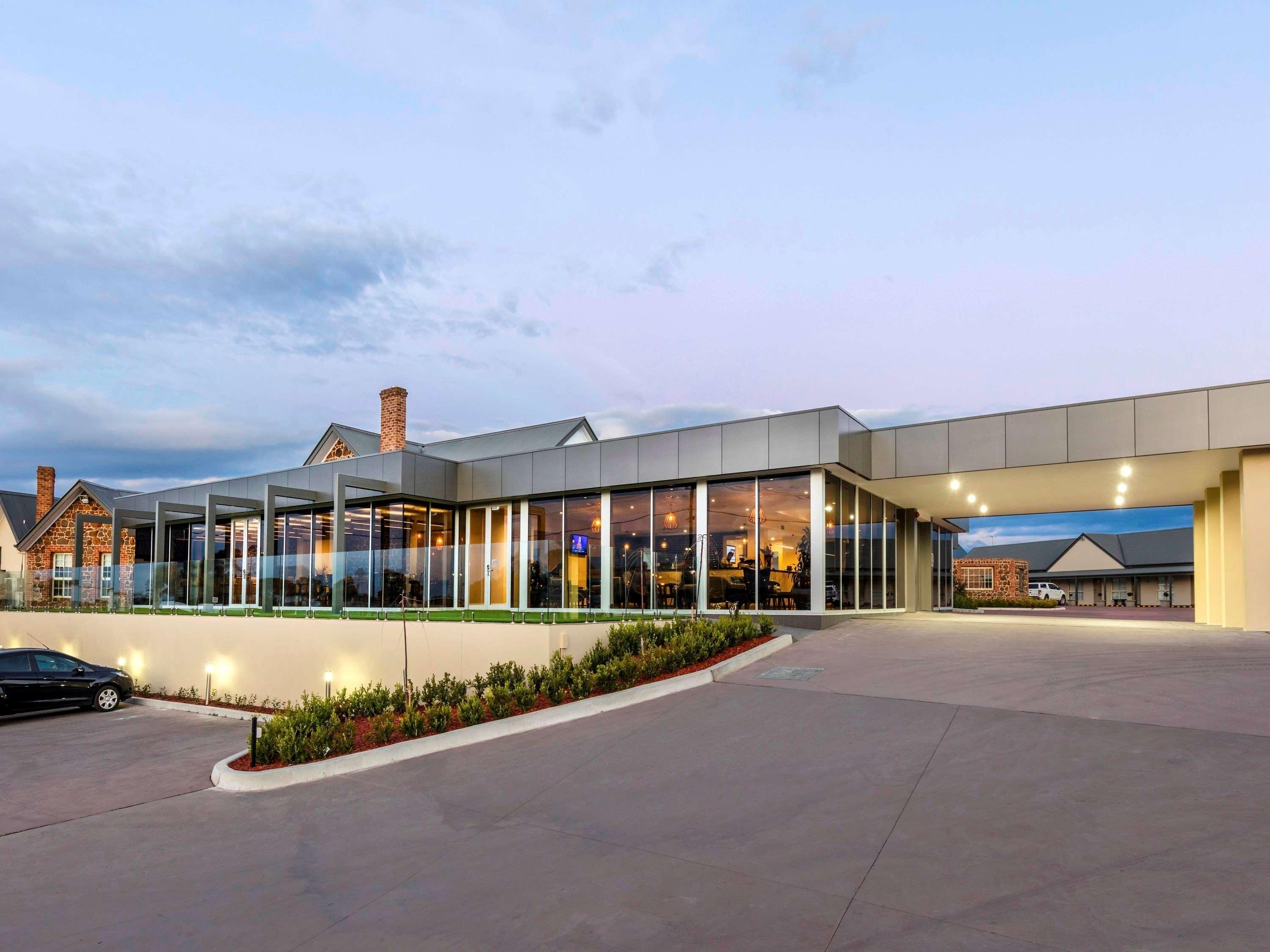 Mercure Goulburn Hotel Exterior photo